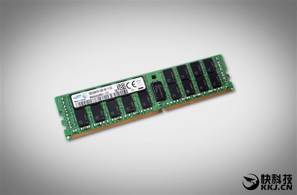 三星量产全球首个单条128GB DDR4内存：还是3D的