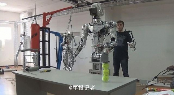 俄机器人似终结者 可远程操控在太空像人一样工作