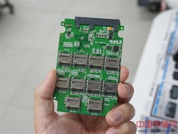 日本厂商发明新神器:十张SD卡组成固态硬盘