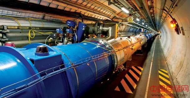 大型强子对撞机（LHC）是世界上最大最强大的粒子加速器