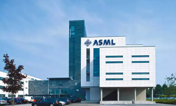 突发！传荷兰光刻机巨头ASML将暂时中止供应EUV微影设备给中芯国际