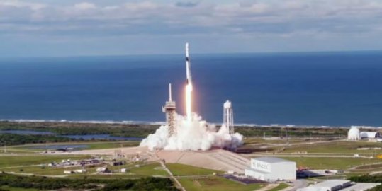 SpaceX希望以360亿美元的估值筹集约2.5亿美元